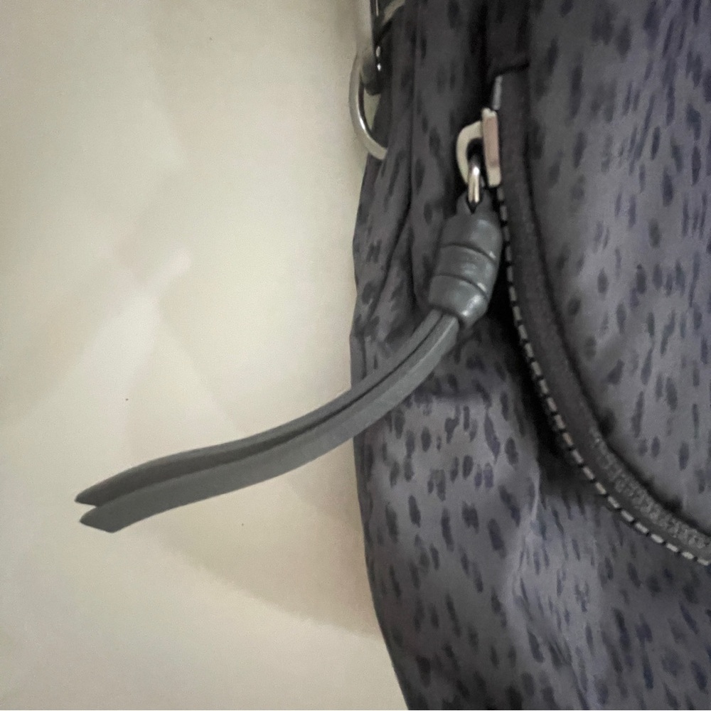 Lululemon Party Om Bag - Picture 6 of 17